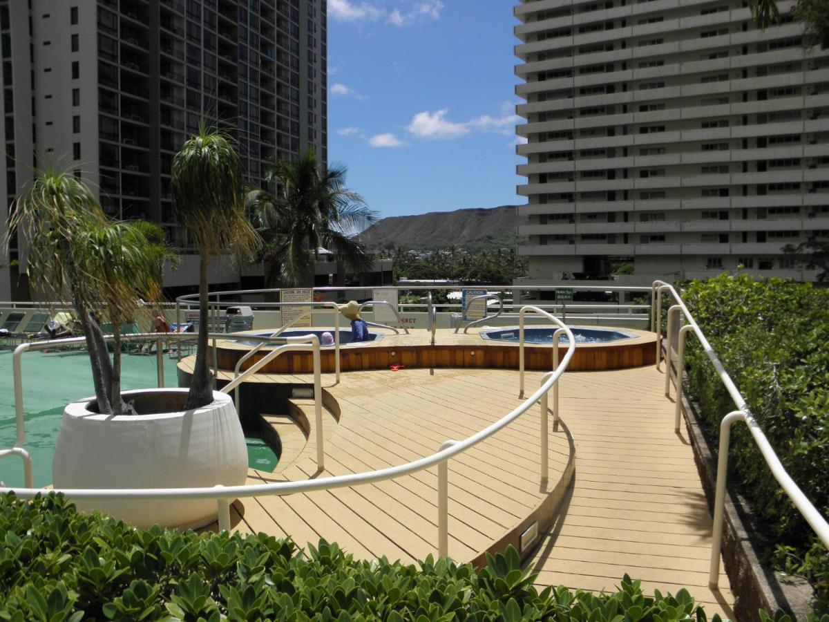 הונולולו Cozy Waikiki Getaway, Stroll To Beach With Free Parking מראה חיצוני תמונה